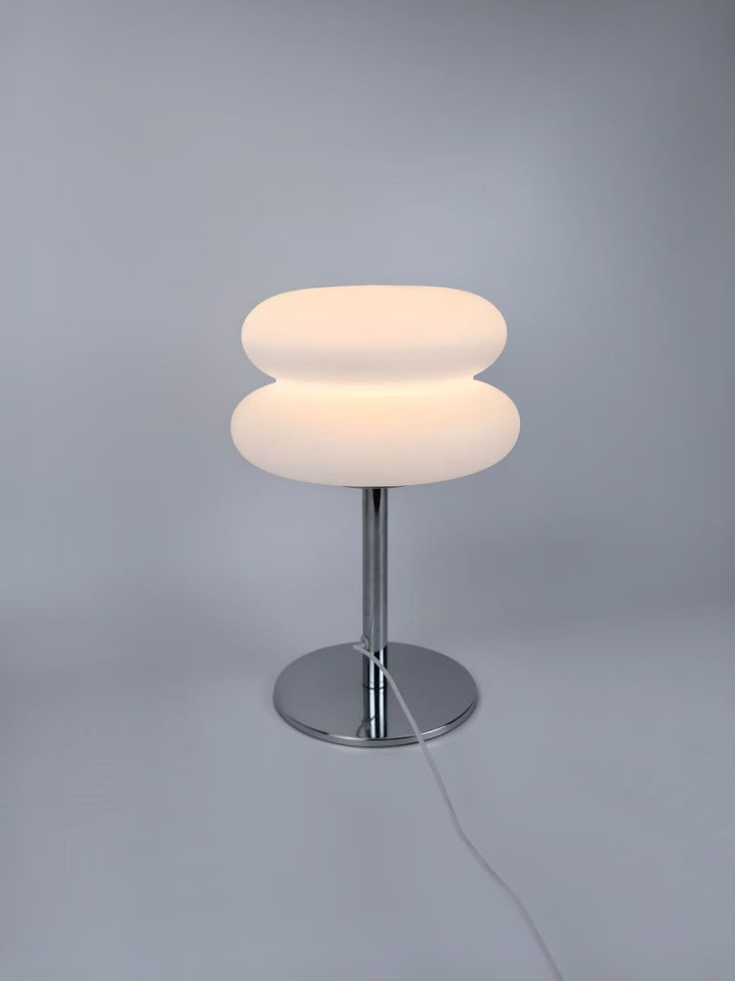 Lampe de chevet bauhaus blanche sur pied métallique